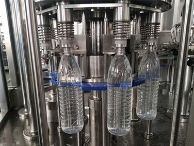 瓶装水灌装设备